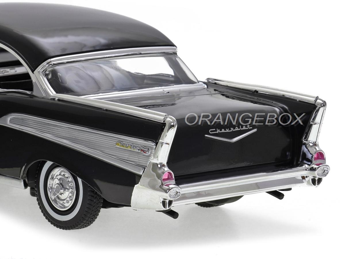 Chevrolet Bel Air 1957 Hard Top Motormax 1:18 Preto - 19 anos