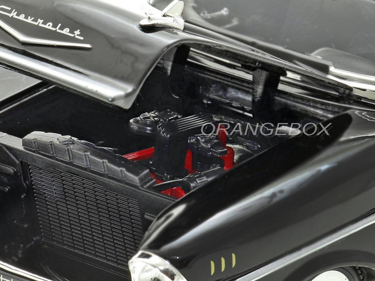 Chevrolet Bel Air 1957 Hard Top Motormax 1:18 Preto - 20 anos