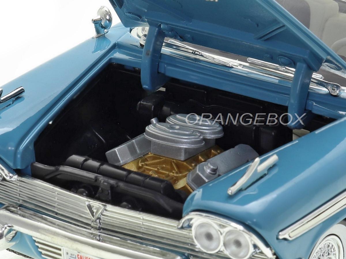 Plymouth Fury 1958 American Classics Motormax 1:18 Azul - 20 anos