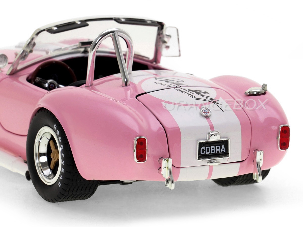 Shelby Cobra 427 S/C 1965 (Assinado Carroll Shelby) 1:18 Shelby