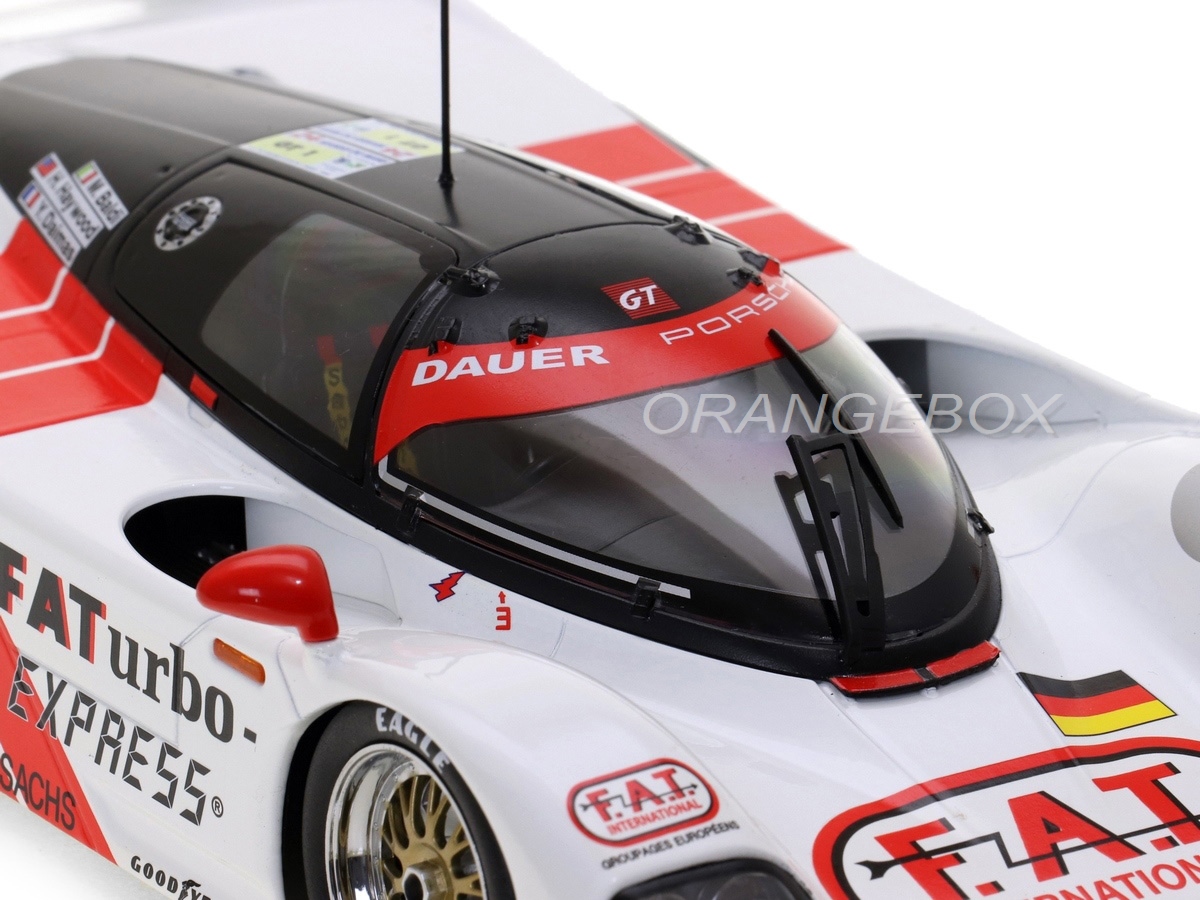 Dauer Porsche 962 Vencedor 24H LeMans 1994 1:18 Werk83 - 20 anos