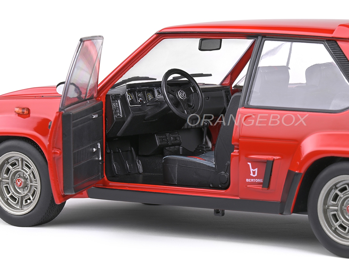 ミニカー SOLIDO FIAT131 ABARTH 1980 1/18 Fiat 131 Abarth 1980 1:18 Solido Azul - 19 anos! Loja on