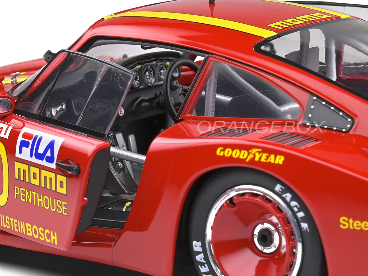 【Tonka】ニューカーキャリアPorsche 935 2台 Porsche 935/78 Martini Racing Porsche System Test Car RHD 1:64
