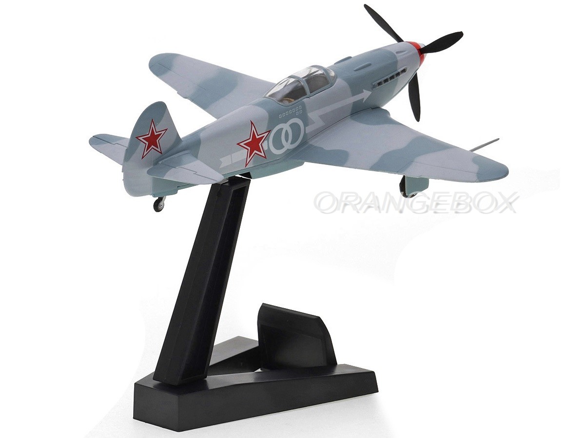 Avião Soviet Yak-3 East Russia 1944 1:72 Easy Model - 20 anos
