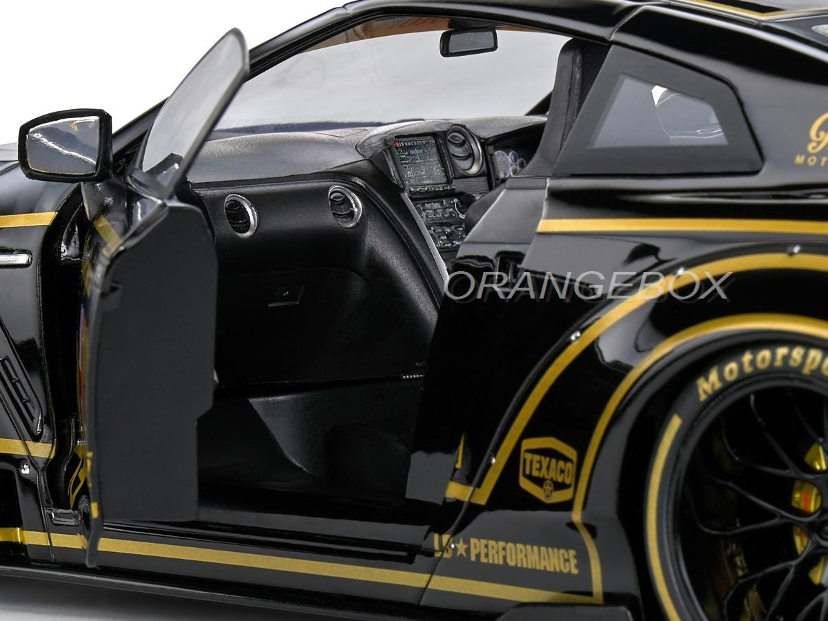 Nissan GT-R (R35) LBW Kit Type 2 John Player Special 1:18 Solido