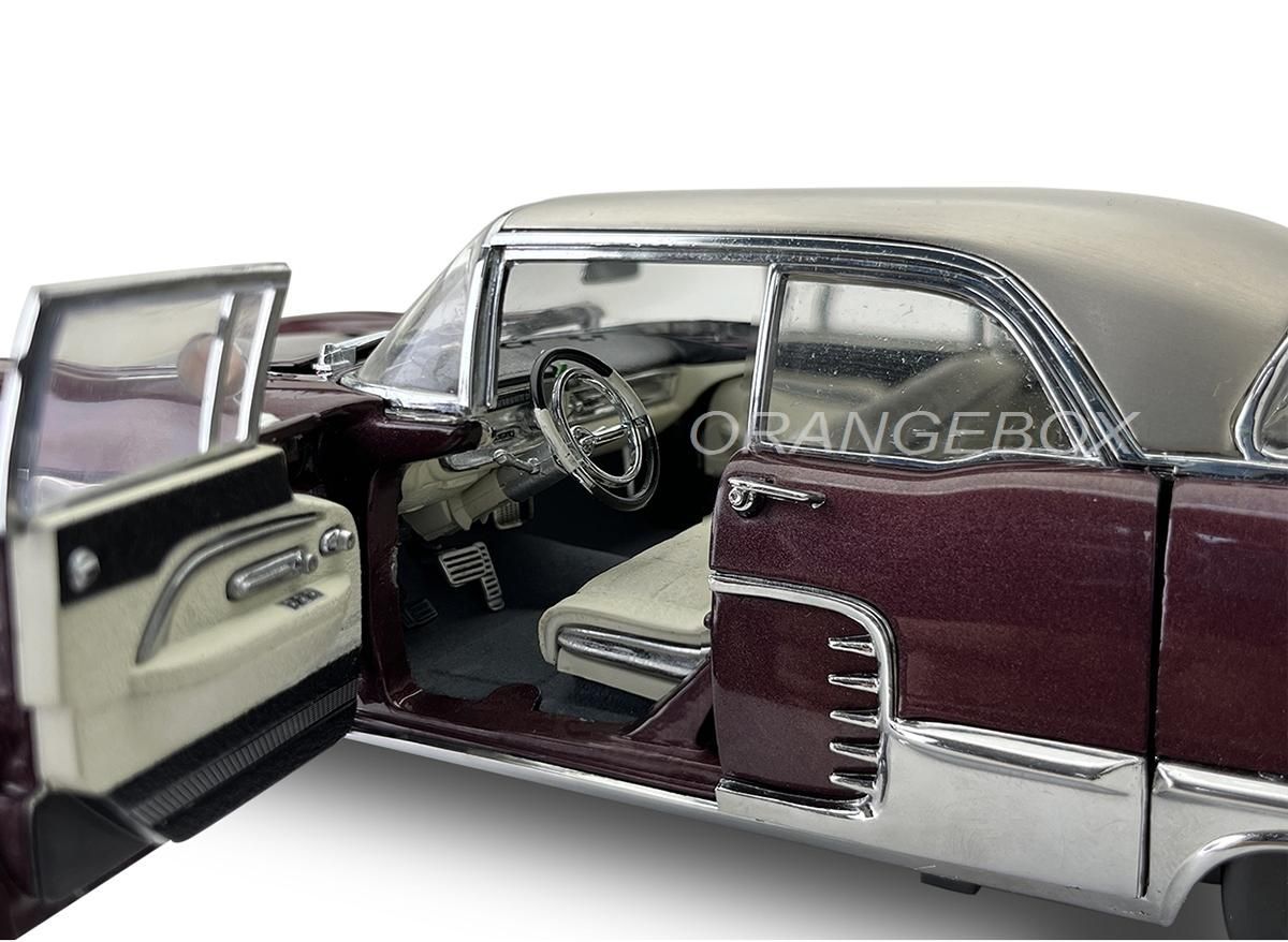 Cadillac Eldorado Brougham 1957 1:18 Sunstar 1:18 Marrom - 20 anos