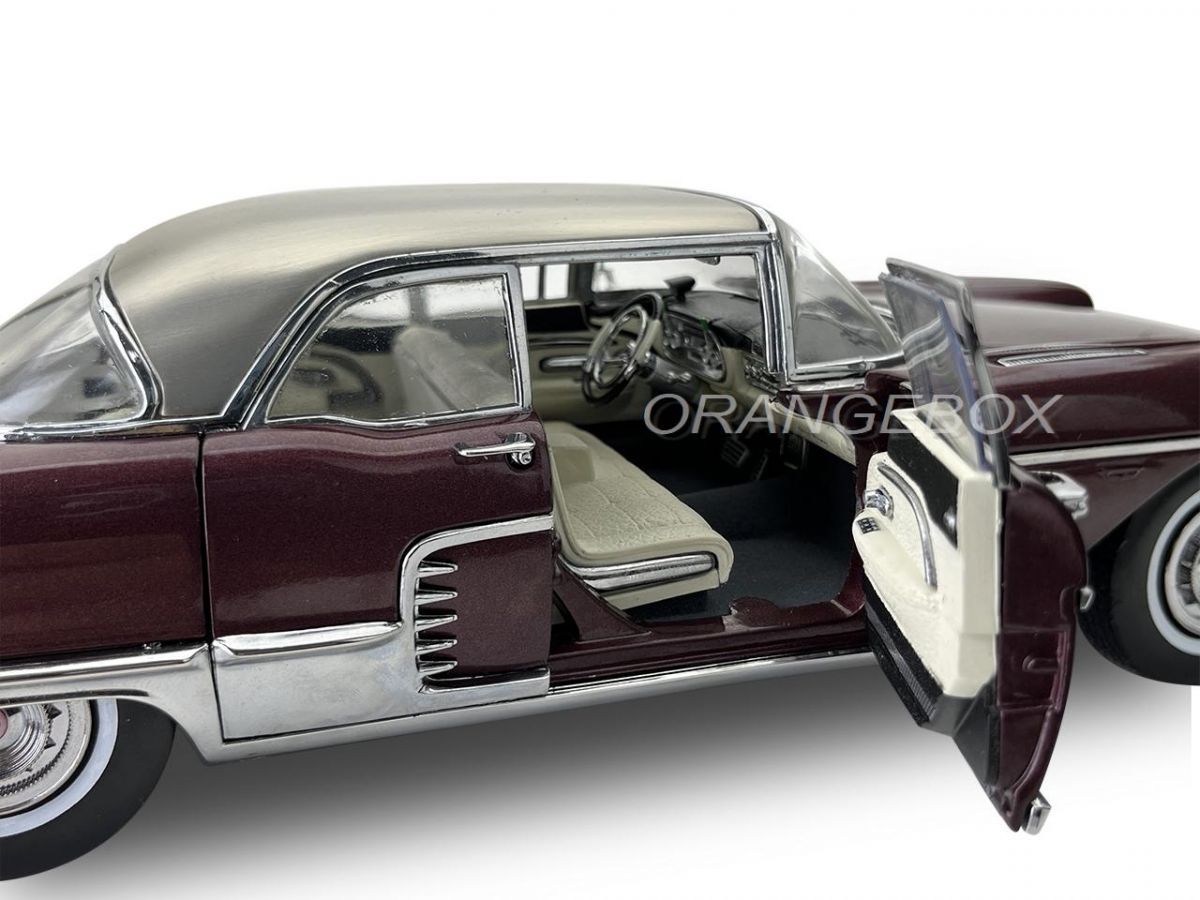 Cadillac Eldorado Brougham 1957 1:18 Sunstar 1:18 Marrom - 19 anos