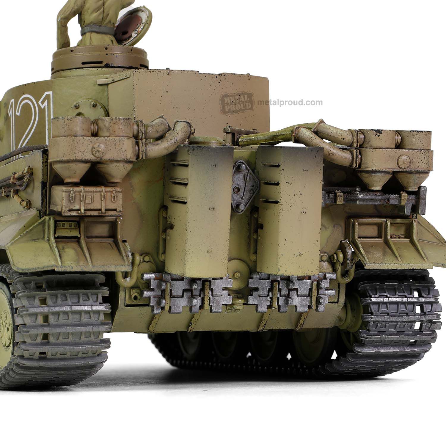 Tanque German Sd.Kfz.181 PzKpfw VI Tiger Ausf. E 1:32 Forces of