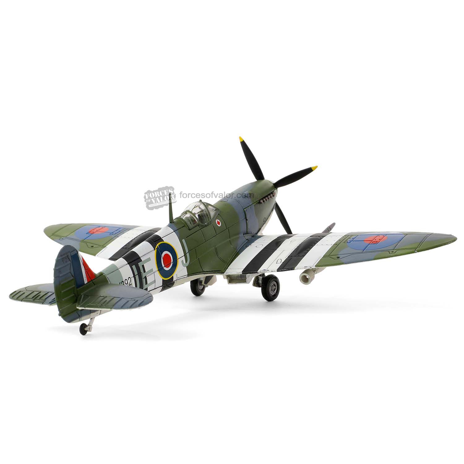 Avião British Supermarine Spitfire Mk IX (Canadian) 1:72 Forces of