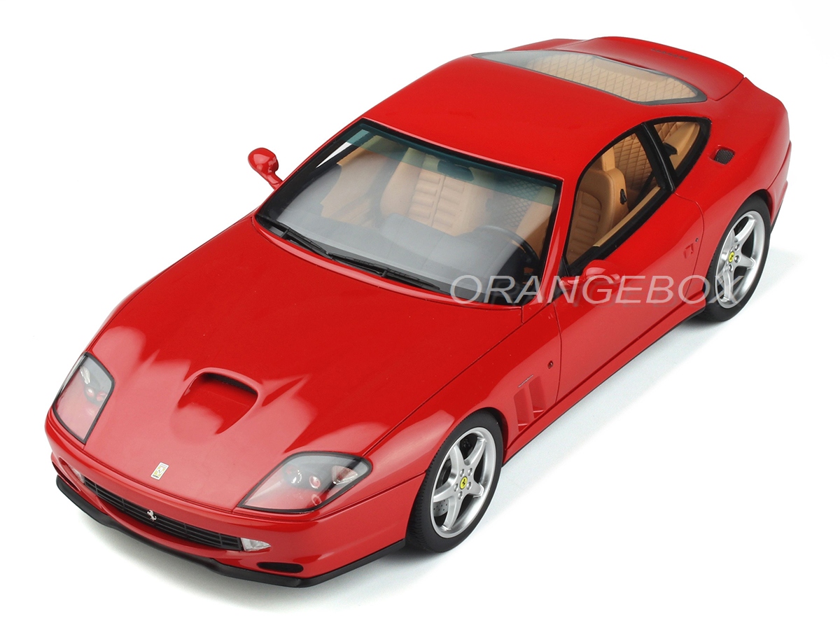 Ferrari F550 Maranello Gran Turismo 1996 1:18 GT Spirit - 19 anos