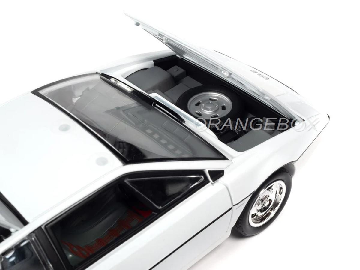 Lotus Espirit S1 James Bond 007 1971 The Spy Who Loved Me 1:18