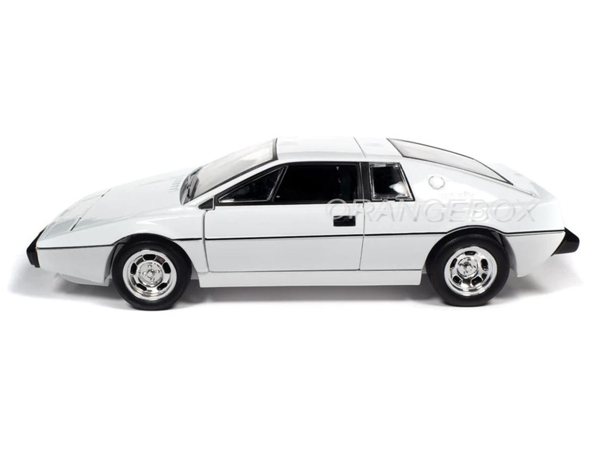 Lotus Espirit S1 James Bond 007 1971 The Spy Who Loved Me 1:18