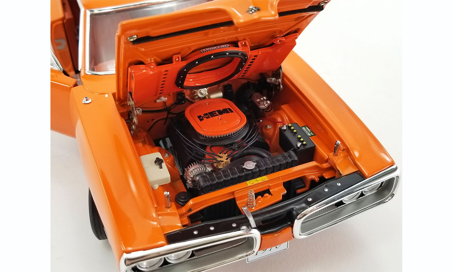 Dodge Coronet Super Bee 1970 Go Mango 1:18 GMP (Exclusive) - 20