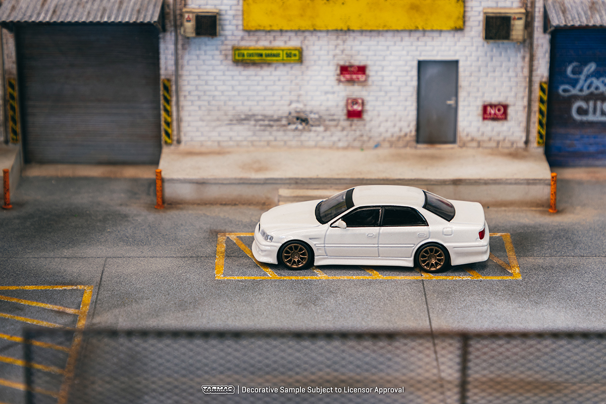 Vertex Toyota Chaser JZX100 1:64 Tarmac Works - 19 anos! Loja on