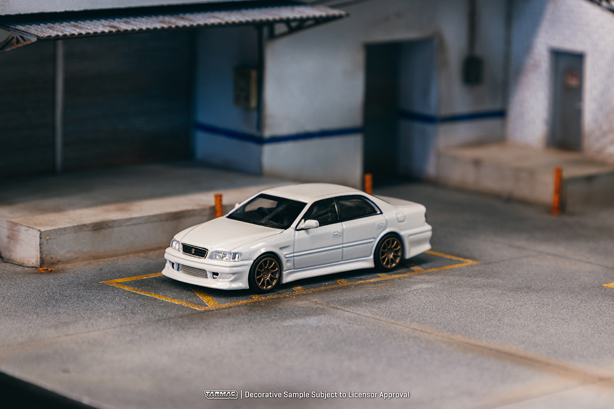 Vertex Toyota Chaser JZX100 1:64 Tarmac Works - 19 anos! Loja on