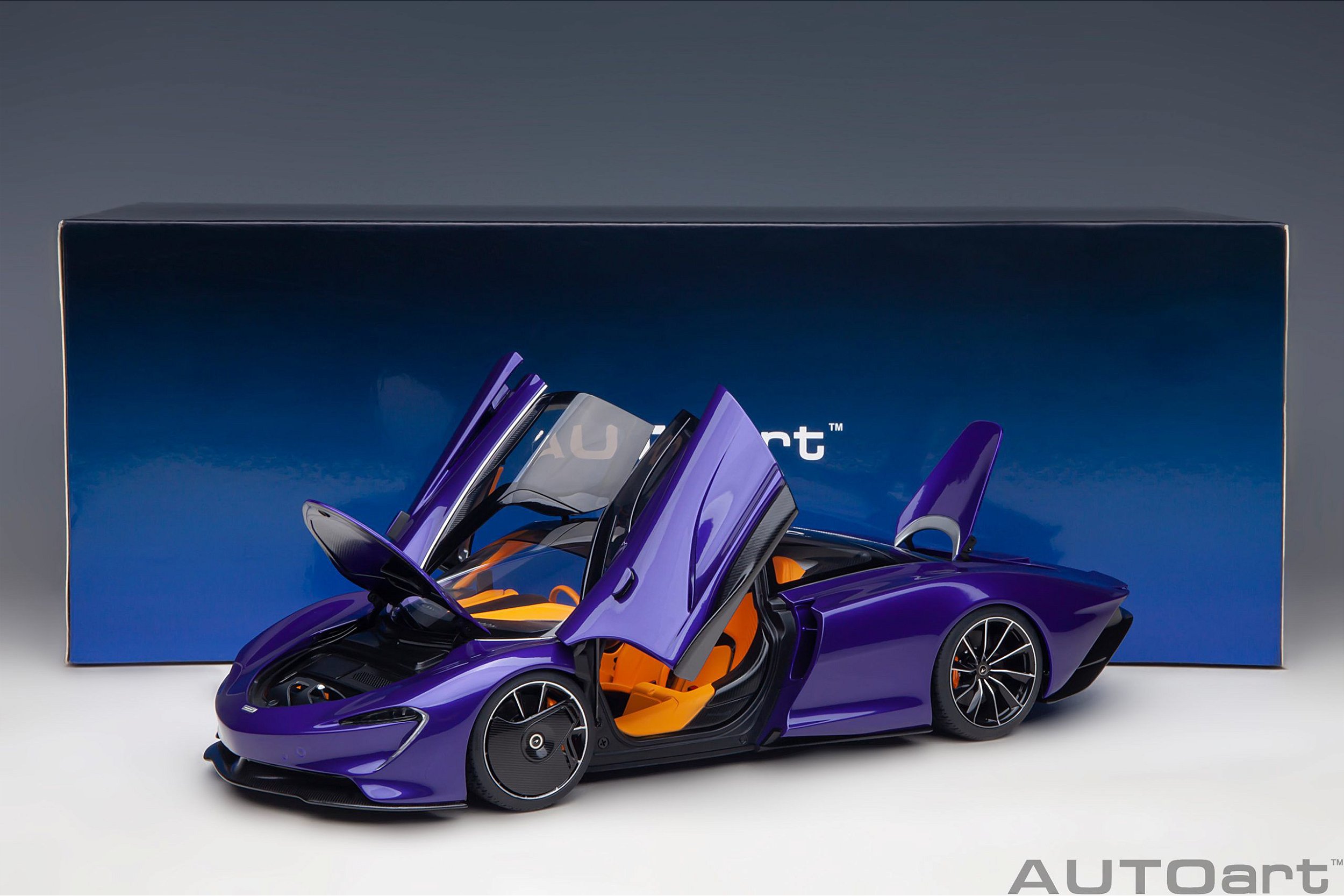 AUTOａｒｔ McLaren Speedtail 1:18 Autoart Roxo - 20 anos! Loja on-line de