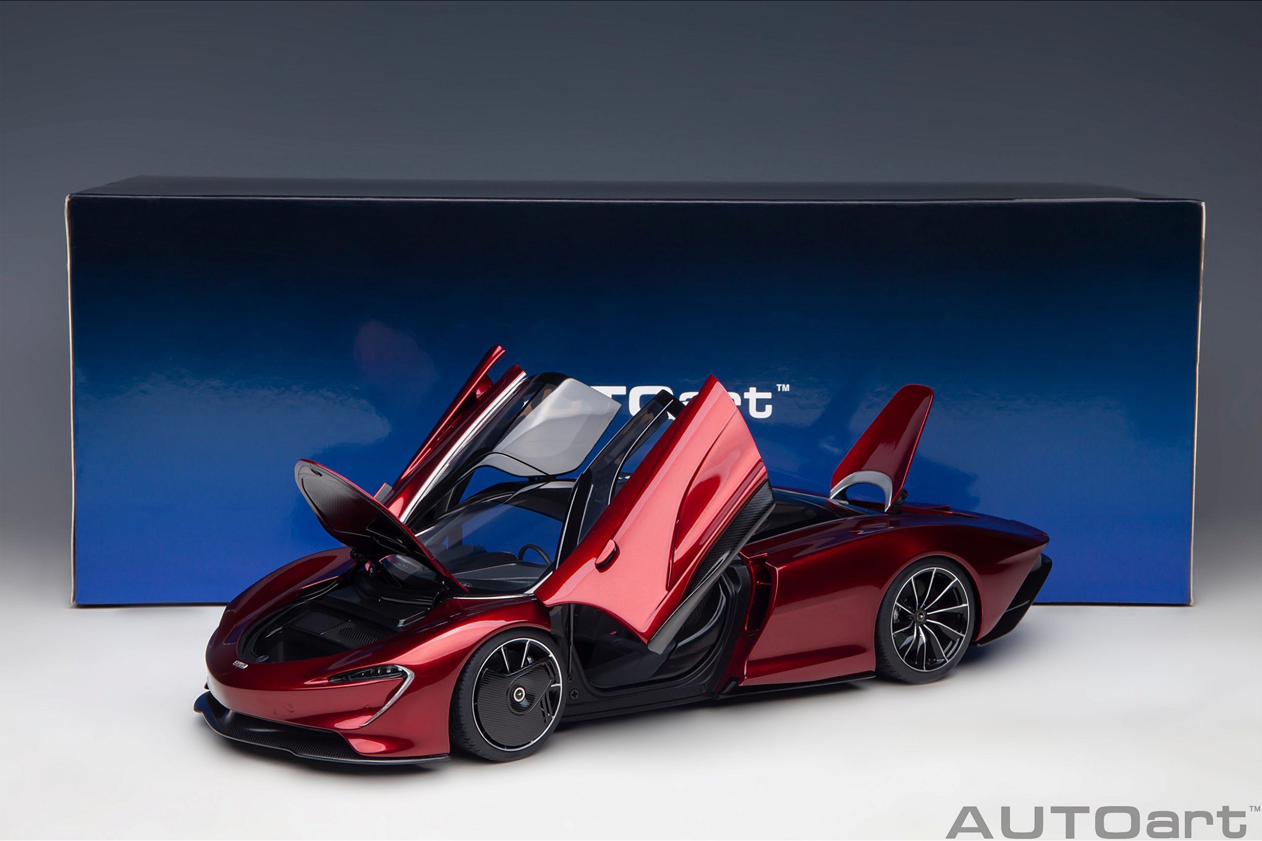 McLaren Speedtail 1:18 Autoart Vermelho - 20 anos! Loja on-line de