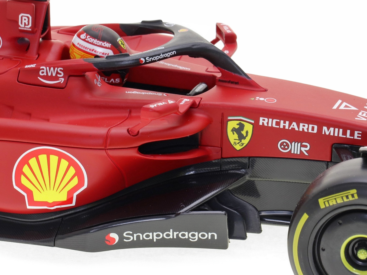 Fórmula 1 Ferrari F1-75 Scuderia 2022 Carlos Sainz Jr 1:18 Bburago