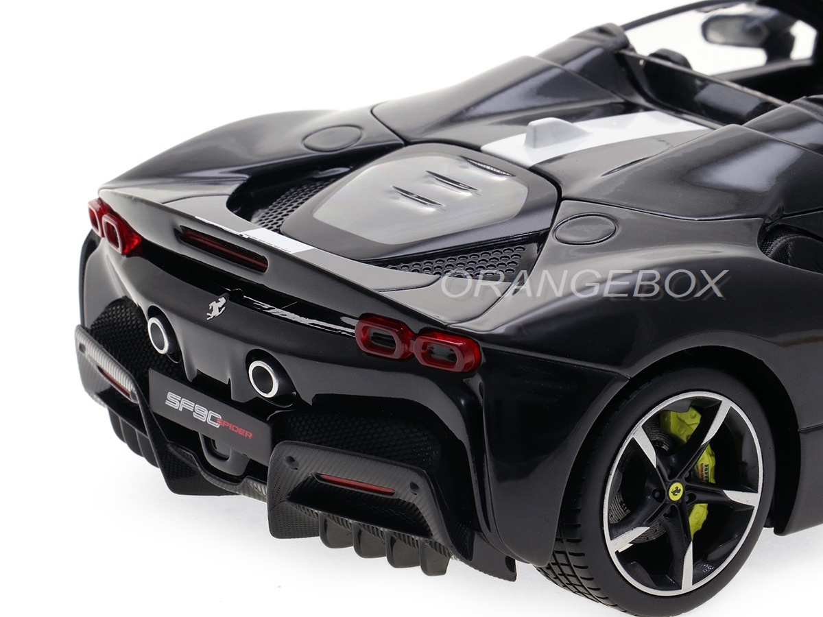 Ferrari SF90 Spider Assetto Fiorano 2021 1:18 Bburago Signature