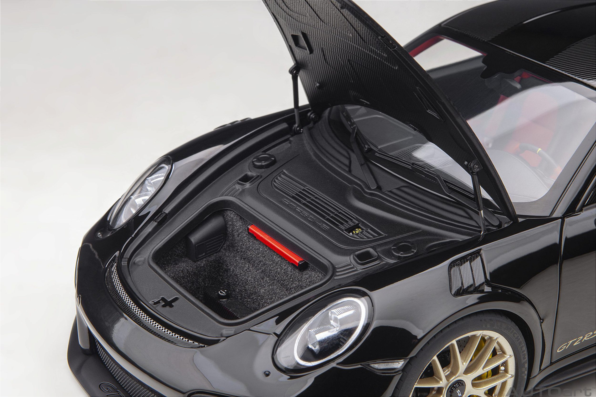 Porsche 911 (991.2) GT2 RS Weissach Package 1:18 Autoart Preto