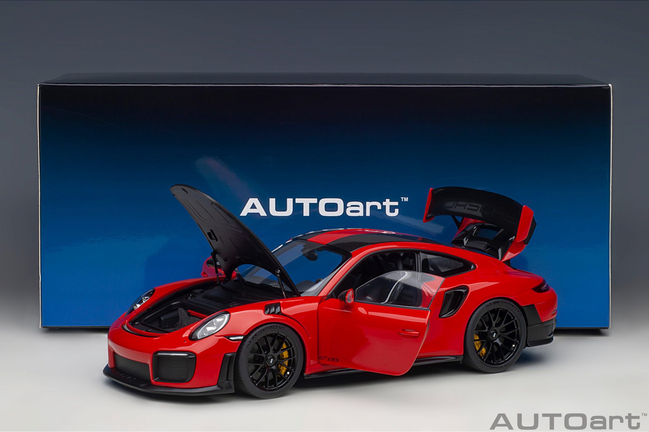 ミニカー Porsche 911 GT2 RS Weissach Package Porsche 911 (991.2) GT2 RS Weissach Package 1:18 Autoart