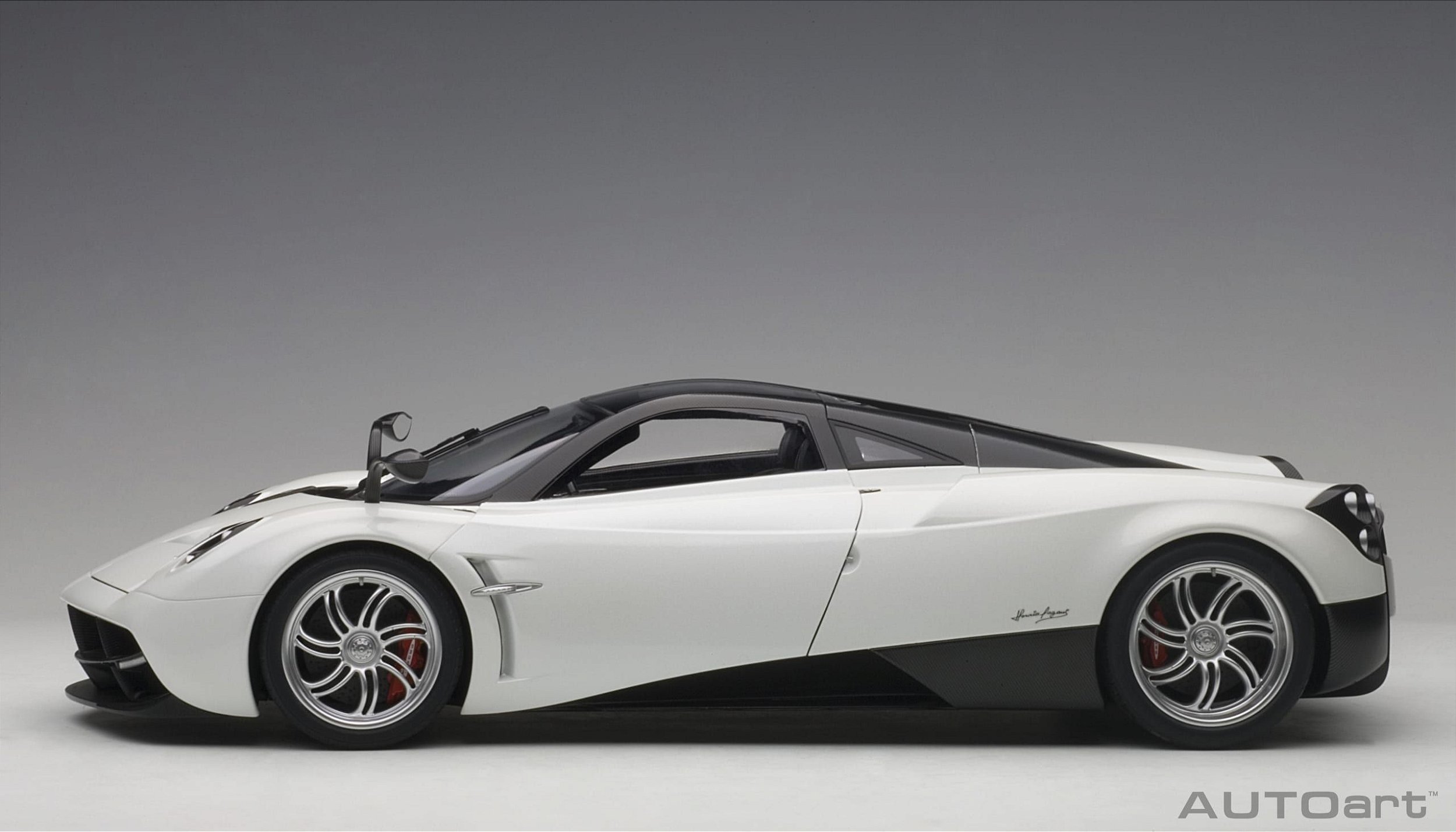 オートアート1/18 Pagani Huayra Pagani Huayra 1:12 Autoart Branco - 20 anos! Loja on-line de