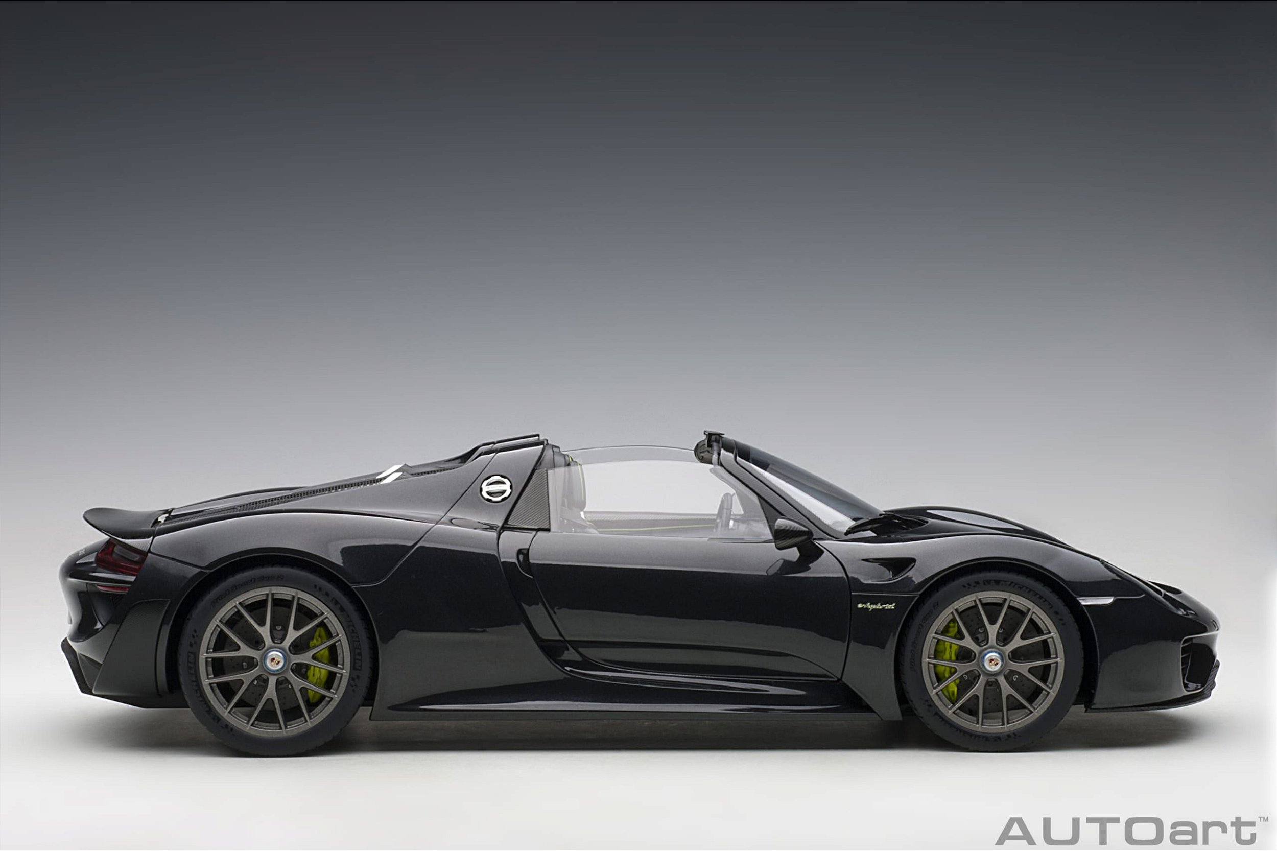 Porsche 918 Spyder 1:12 Autoart Preto - 20 anos! Loja on-line de