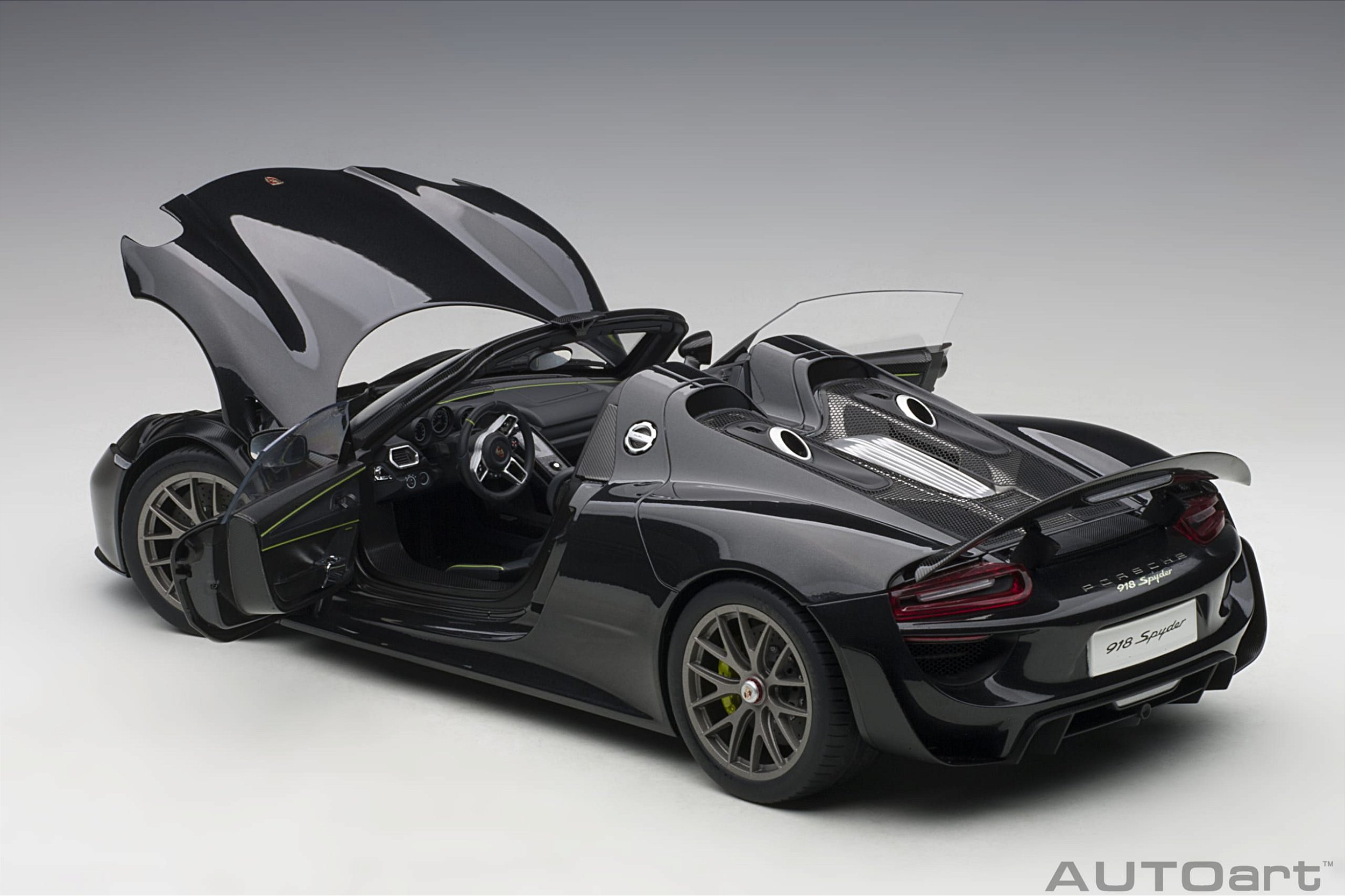Porsche 918 Spyder 1:12 Autoart Preto - 20 anos! Loja on-line de