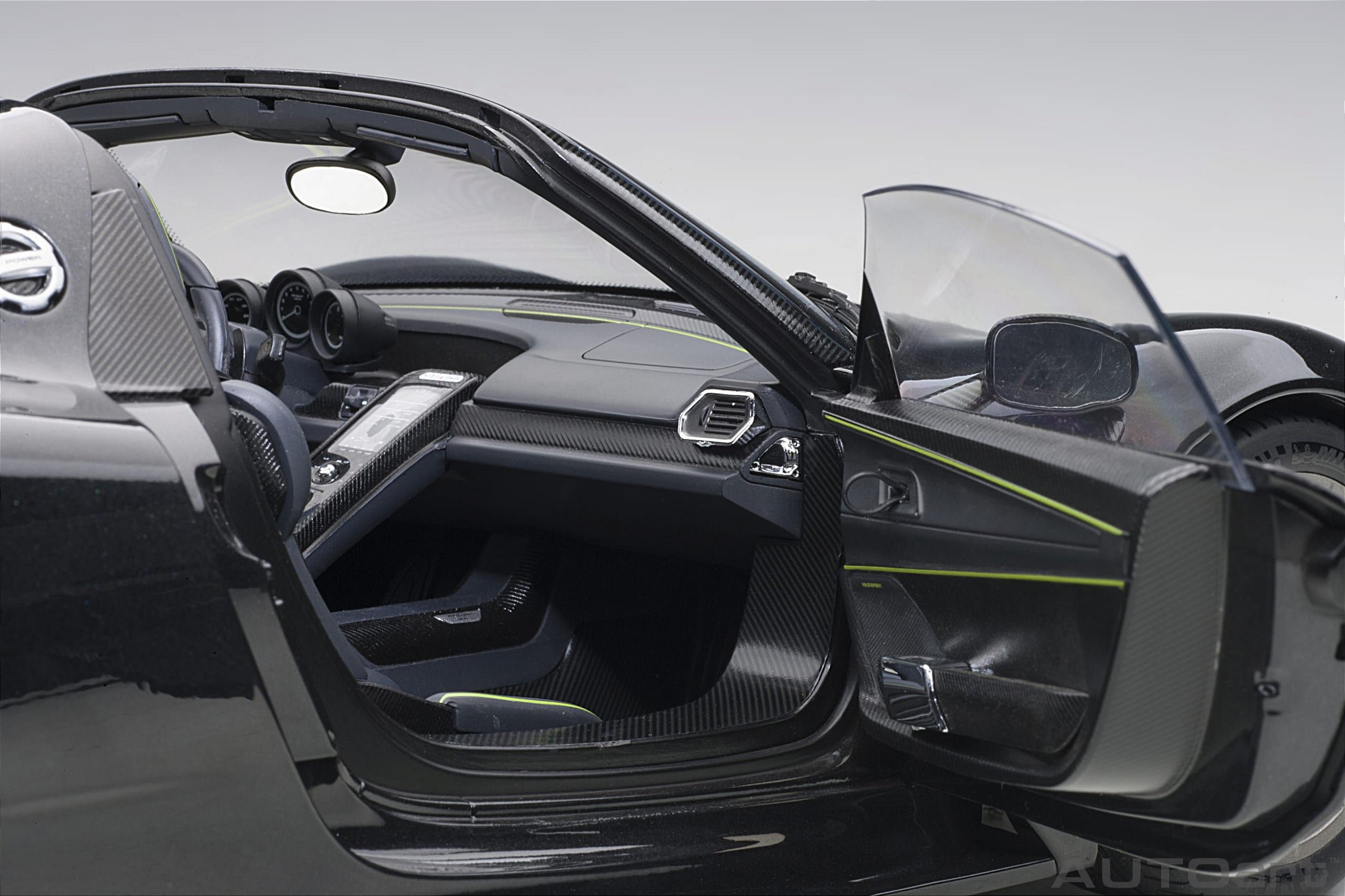 Porsche 918 Spyder 1:12 Autoart Preto - 20 anos! Loja on-line de