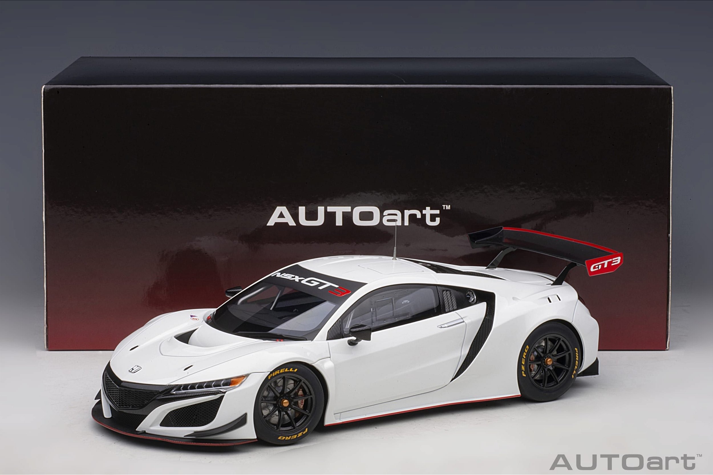 オートアート　1/18 　 ホンダ　NSX 　GT3 Honda NSX GT3 2018 1:18 Autoart Branco - 19 anos! Loja on
