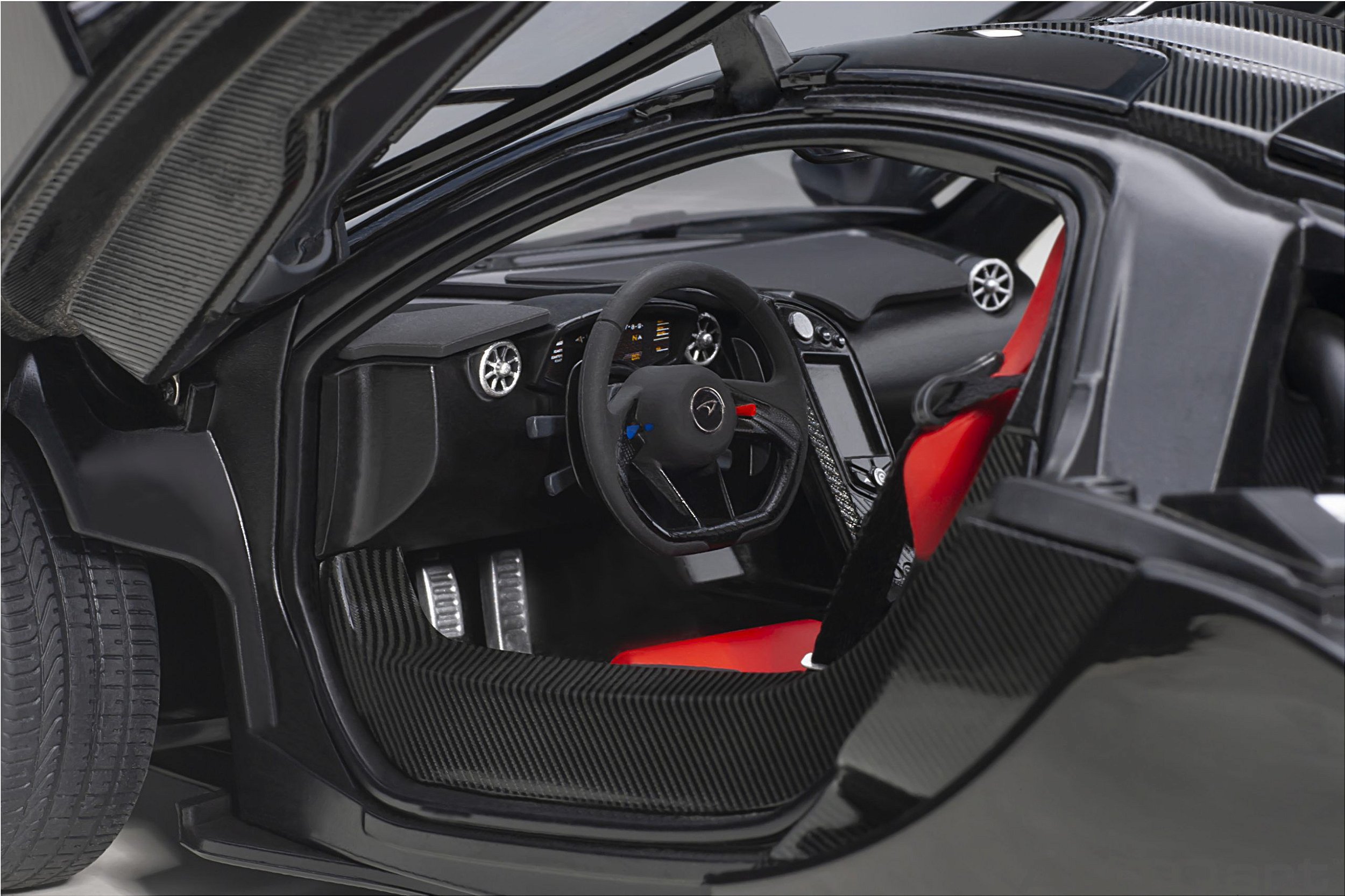 McLaren P1 Autoart 1:18 Preto - 20 anos! Loja on-line de