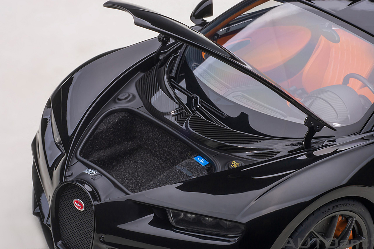 Bugatti Chiron Sport 2019 1:18 Autoart Preto - 20 anos! Loja on