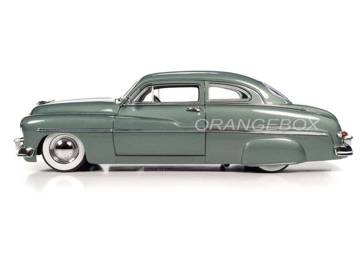 Mercury Eight 1949 1:18 Autoworld Verde - 20 anos! Loja on-line de