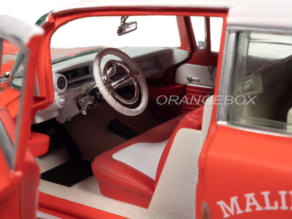 Modèle Réduit Cadillac Eldorado Ambulance 1959 - 1:18 Autoworld - Édition Limitée Shark Graphics