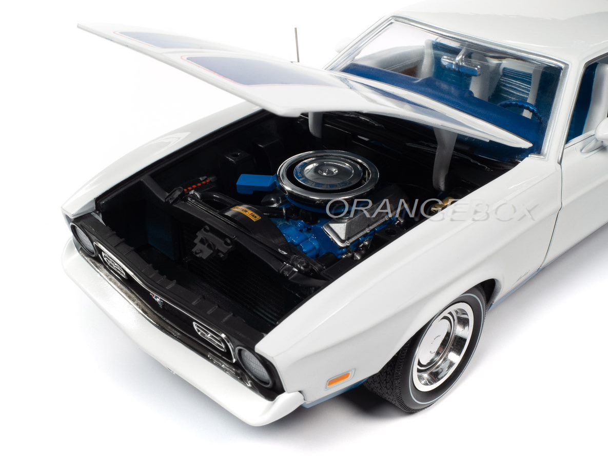 Ford Mustang Sprint 1972 – Auto World 1/18 – Miniature Métal – Neuf