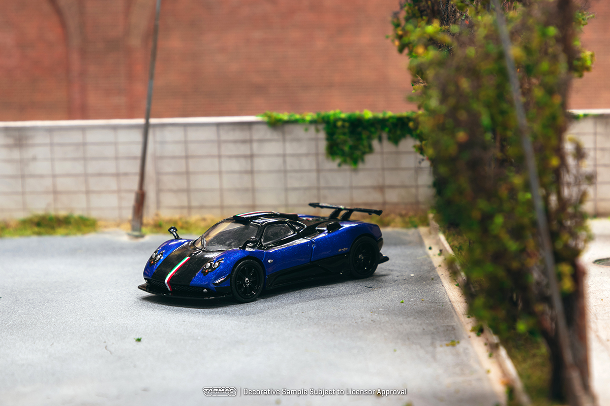 Pagani Zonda Cinque 1:64 Tarmac Works Azul - 19 anos! Loja on-line