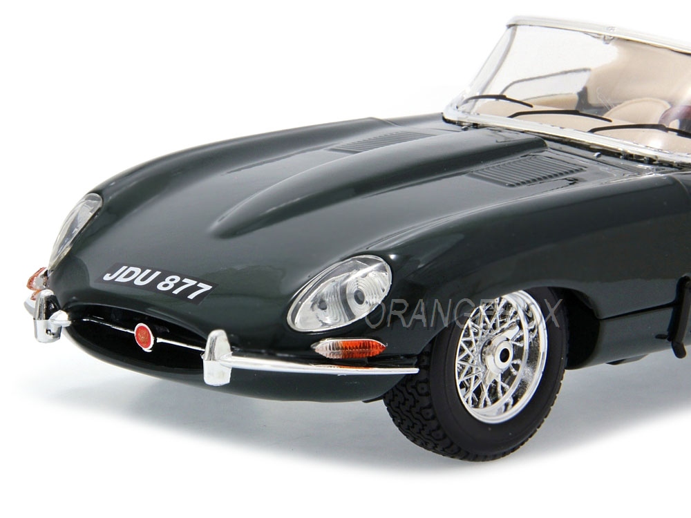 ミニカー 1/18 JAGUAR E-Type Jaguar E-Type Convertible 1961 Bburago 1:18 Verde - 19 anos! Loja