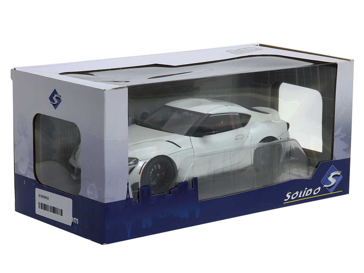 Toyota GR Supra Street Fighther 2023 1:18 Solido Branco - 19 anos
