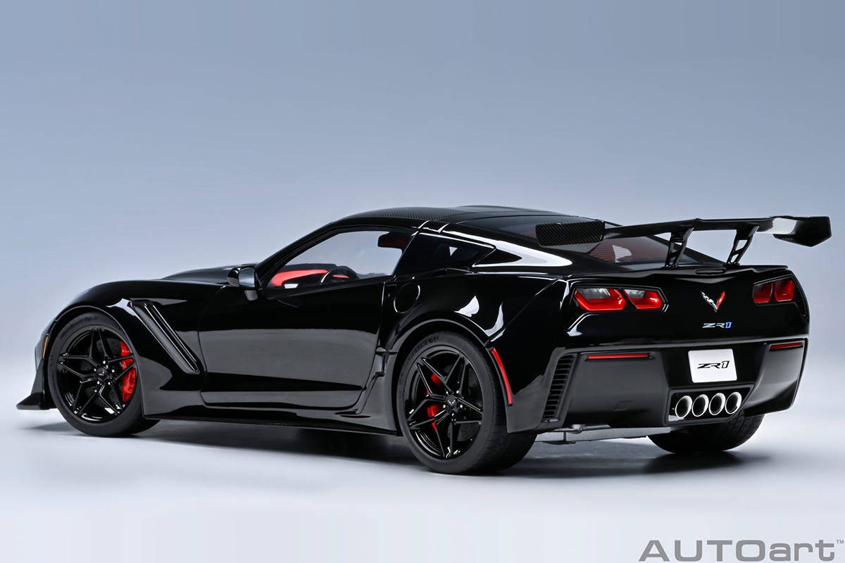 Chevrolet Corvette C7 ZR1 1:18 Autoart Preto - 20 anos! Loja on