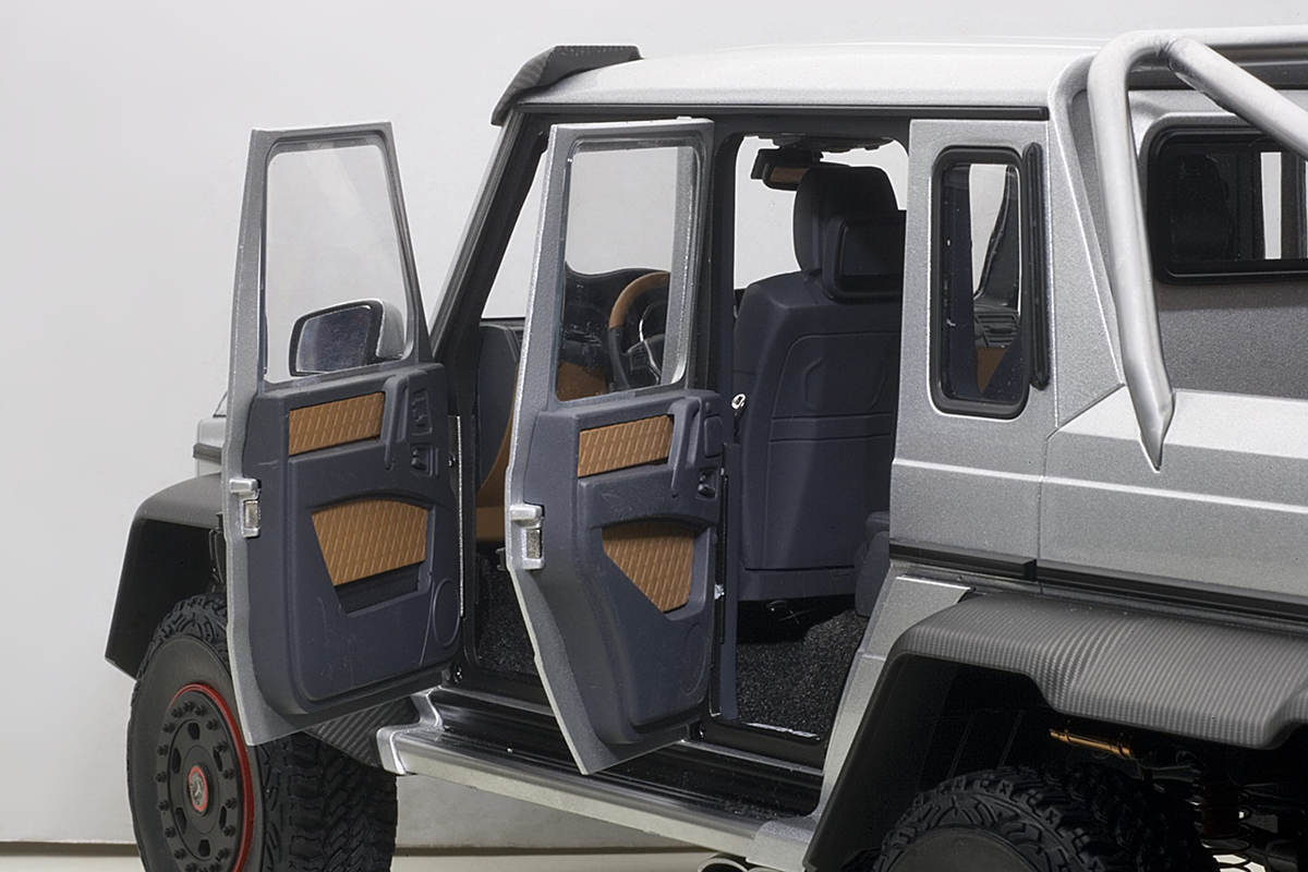 Mercedes Benz G63 AMG 6x6 1:18 Autoart Prata - 20 anos! Loja on