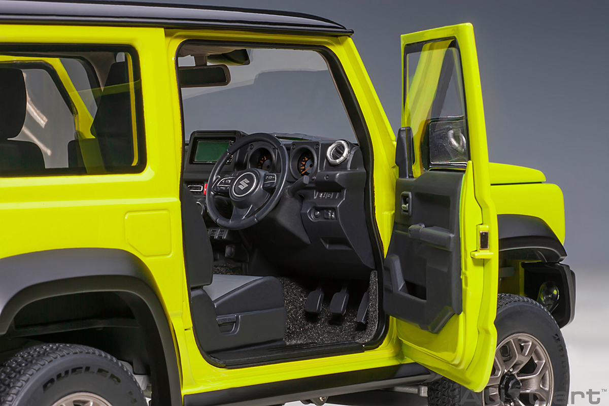 Suzuki Jimny Sierra (JB74) 1:18 Autoart Amarelo - 19 anos
