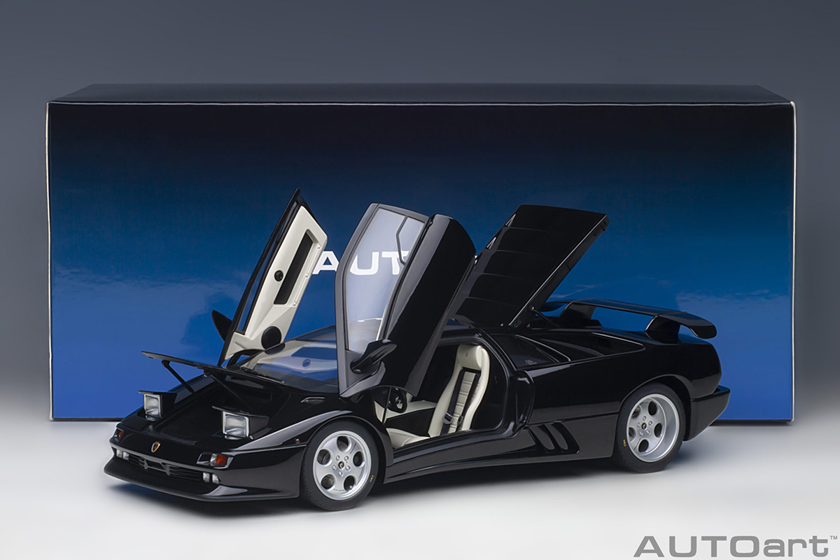 Lamborghini Diablo SE 30th Anniversary 1:18 Autoart Preto