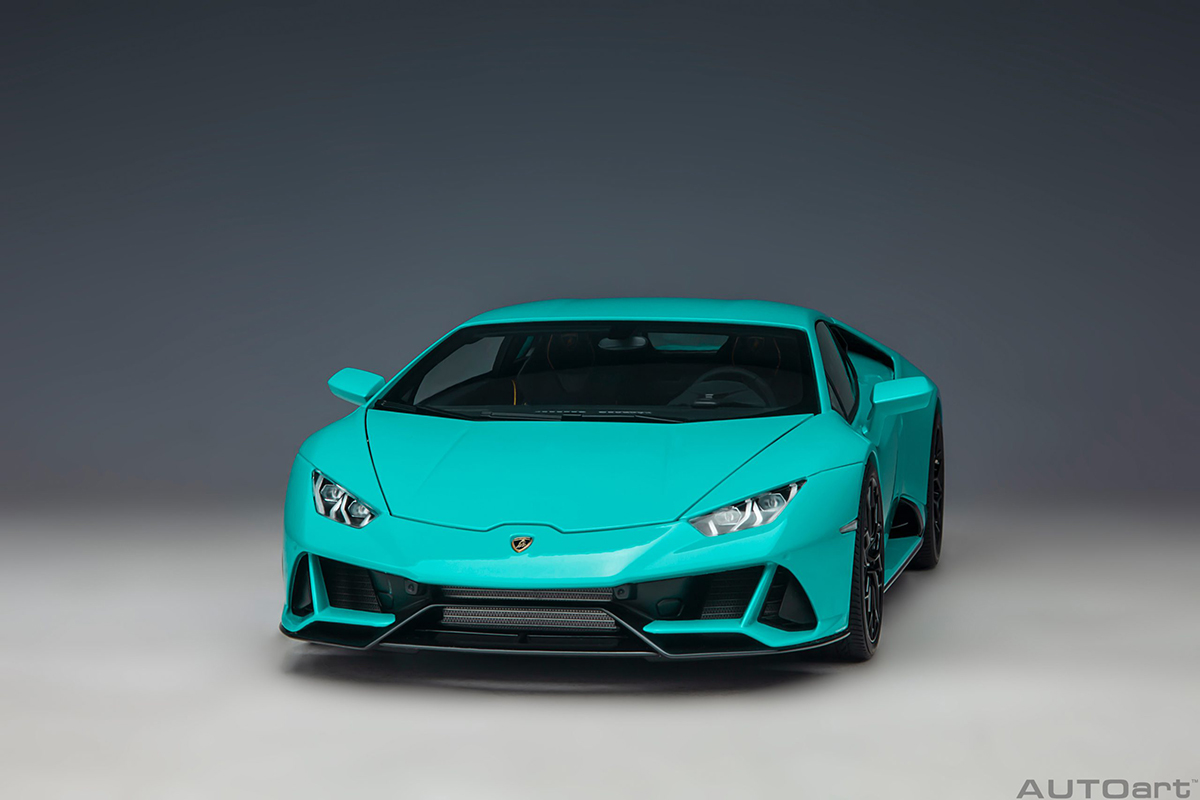 Lamborghini Huracan Evo 1:18 Autoart Azul - 19 anos! Loja on-line