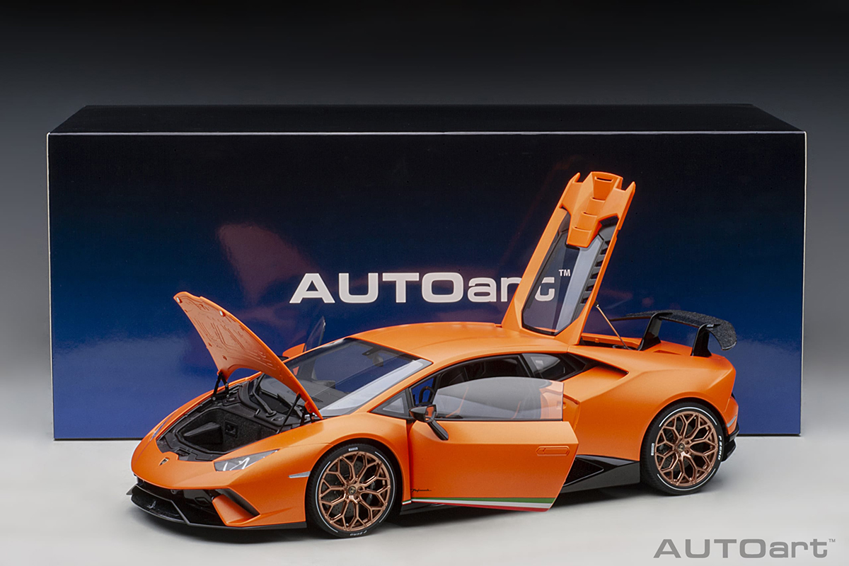 Lamborghini Huracan Performante 1:12 Autoart Laranja - 20 anos