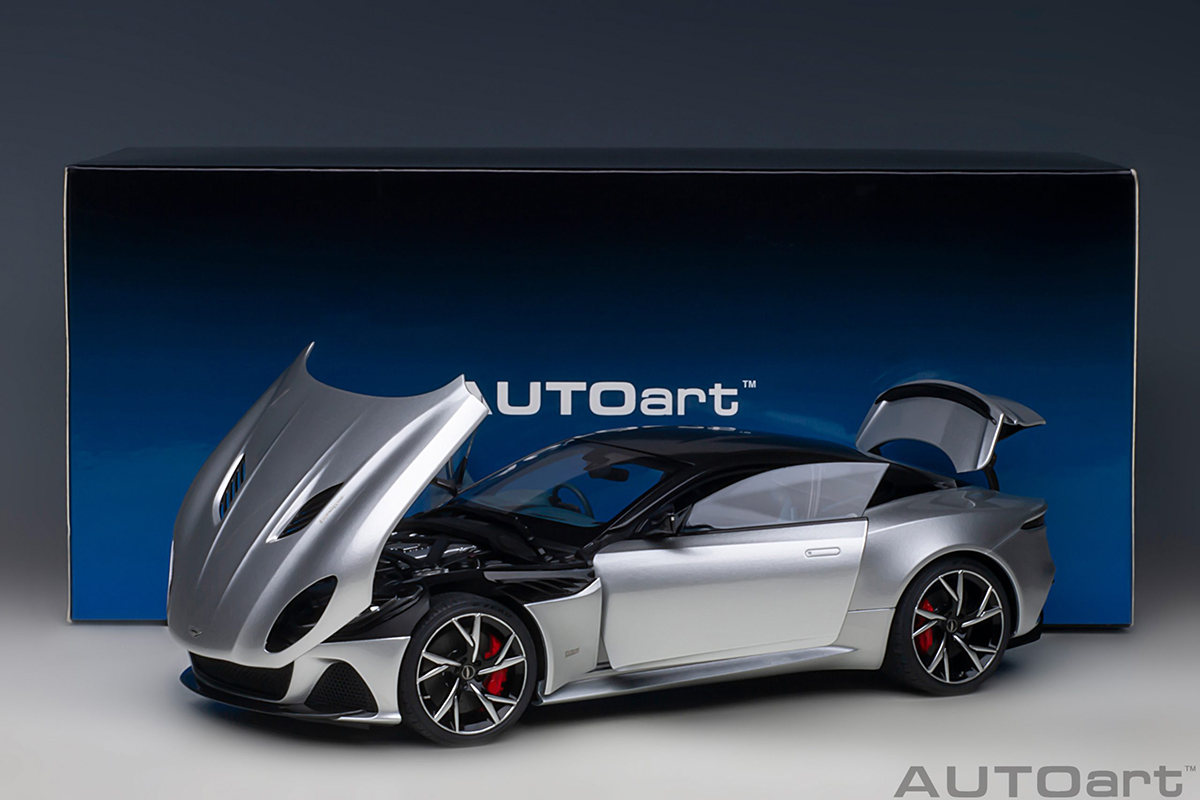 Aston Martin DBS Superleggera 1:18 Autoart Cinza - 20 anos! Loja