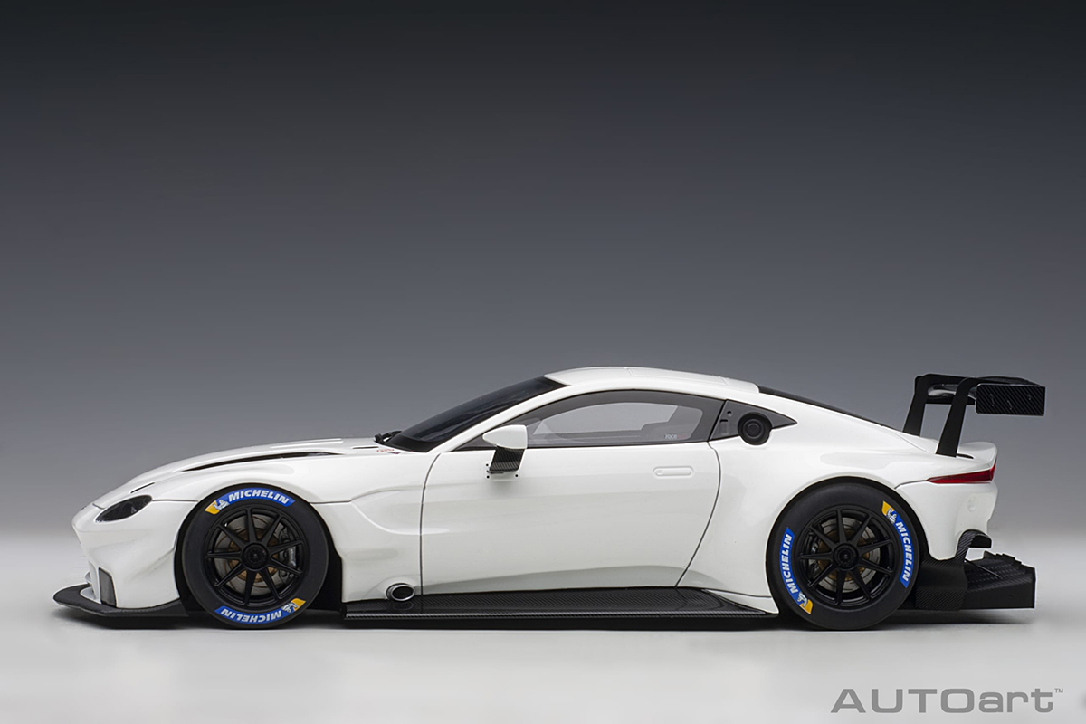 Aston Martin Vantage GTE 1:18 Autoart Branco - 20 anos! Loja on