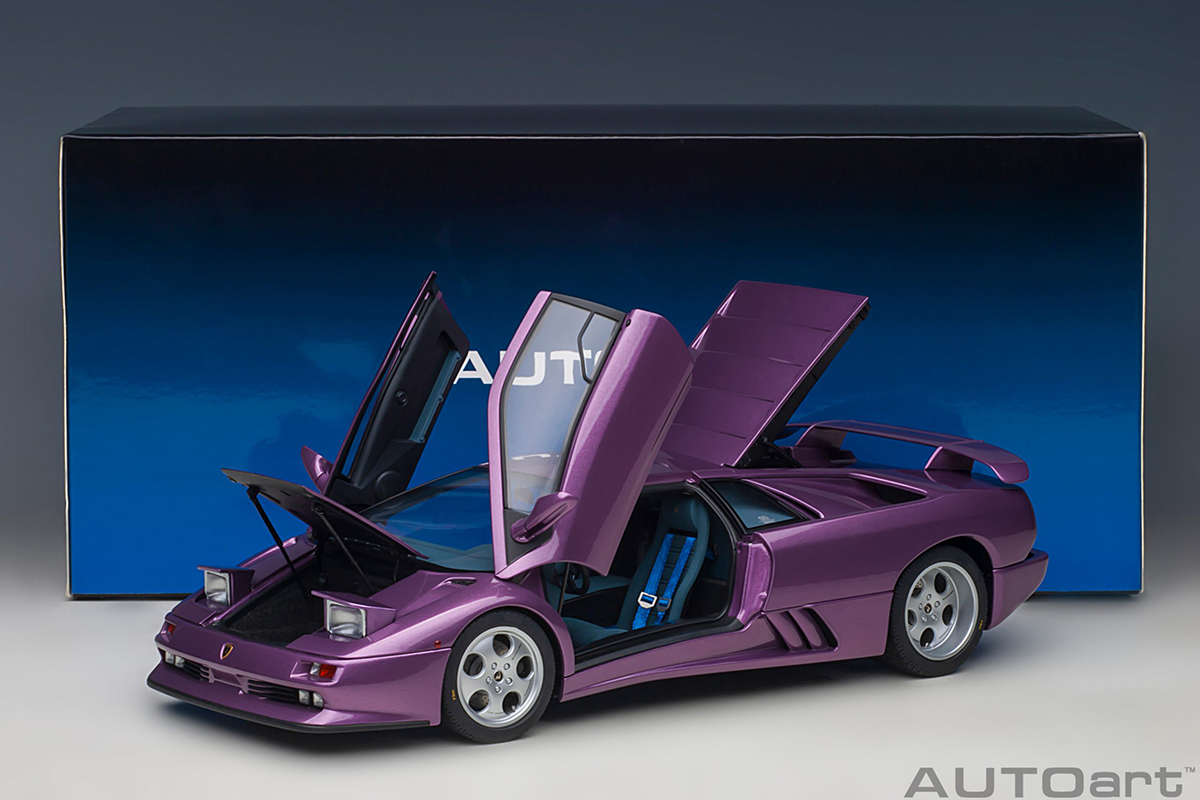 Lamborghini Diablo SE 30th Anniversary 1:18 Autoart Violeta - 19