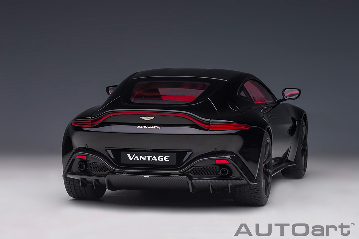 Aston Martin Vantage 2019 1:18 Autoart Preto - 20 anos! Loja on