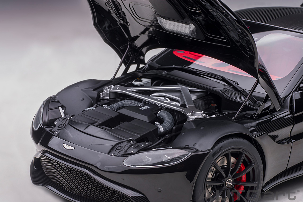 ミニカー AUTOart Aston Martin Vantage 2019 Aston Martin Vantage 2019 1:18 Autoart Preto - 19 anos! Loja