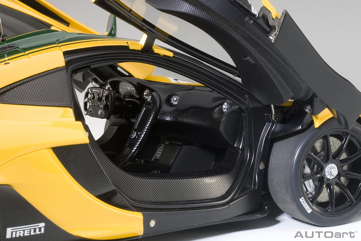 McLaren P1 GTR 2015 Geneva Motor Show 1:18 Autoart - 19 anos! Loja